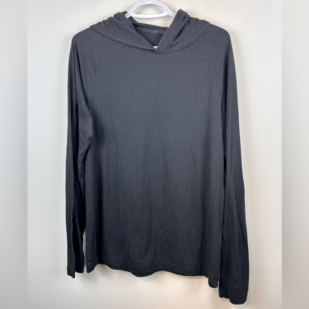 ALO Yoga Men's Black Lightweight Hooded Long-Sleeve Shirt